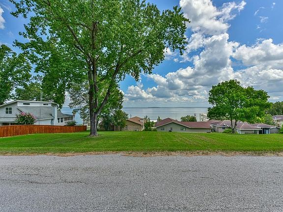 4th image of 0 Hillcrest Dr
