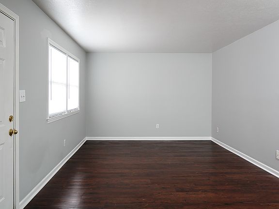 4th image of 4708 Fury Way #F34