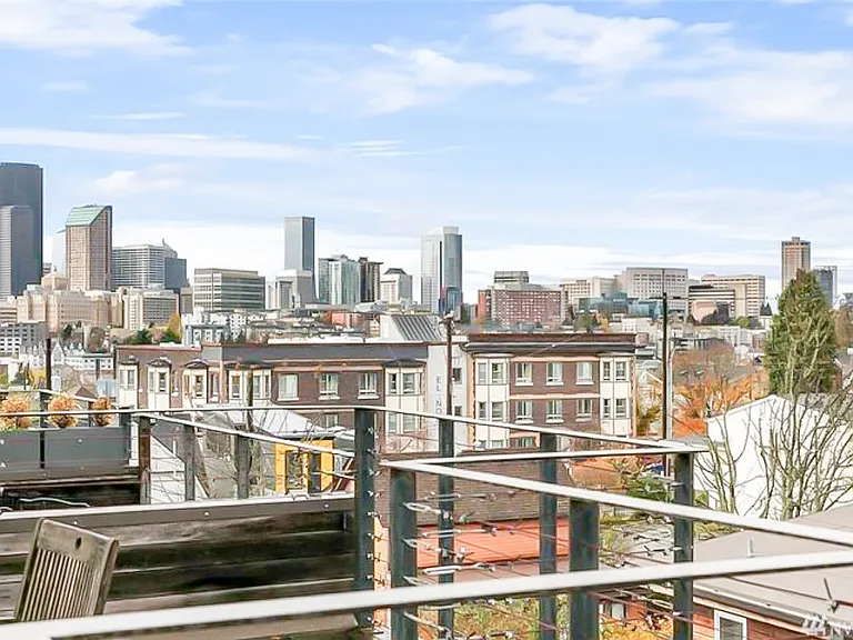 1826 E Yesler Way — Photo 30