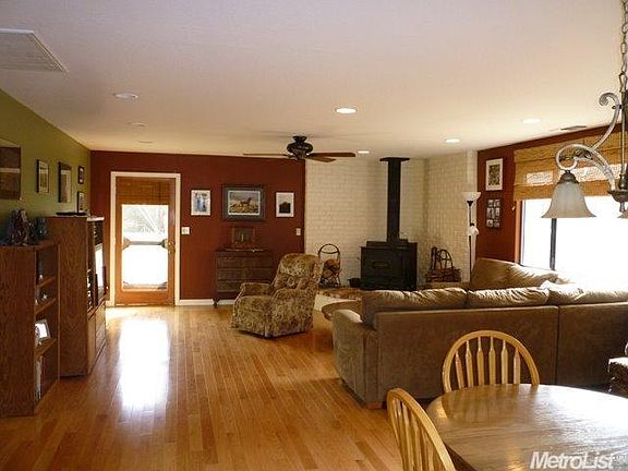 5th image of 6060 Shaker Ln