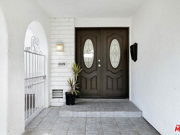 3rd image of 3026 Inglewood Blvd