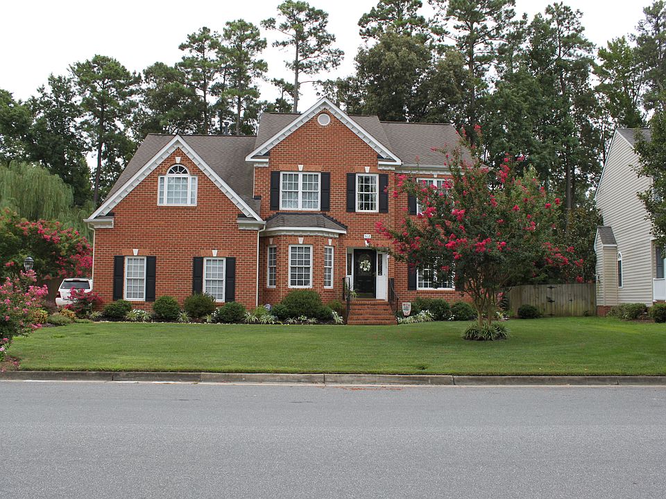 512 Brentmeade Dr