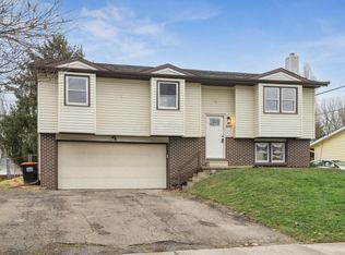 637 Huron Dr, Heath, OH