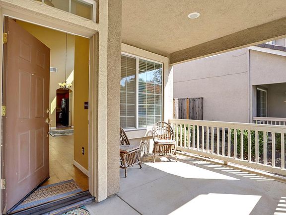 4th image of 10834 Arrowood Ct