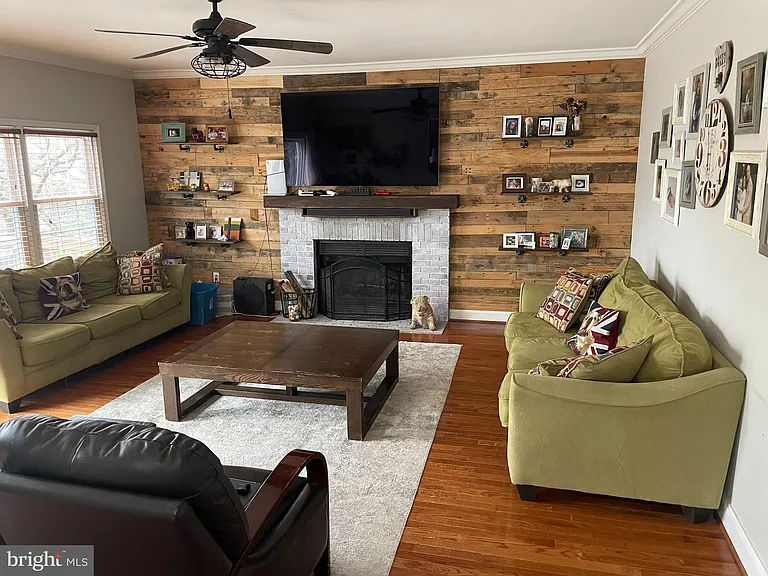 20671 Stillpond Ct — Photo 5