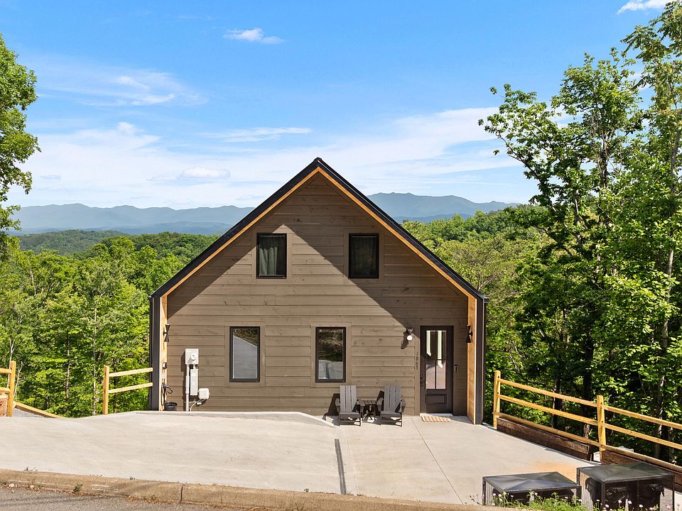 1st image of 1863 Bluff Ridge Rd