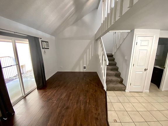 4th image of 2907 E Wabash Ave APT 4