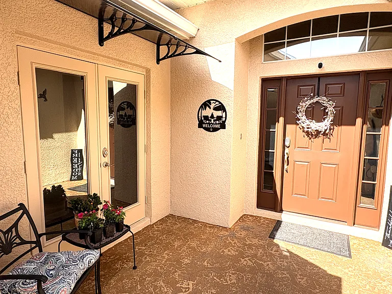 Front entrance and separate in-law suite/guest entrance