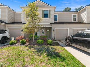 336 ANNIES Place, Jacksonville, FL 32218