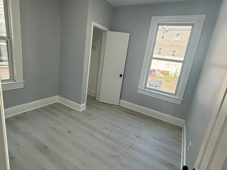 592-594 Irvine Turner Blvd #4 — Photo 8