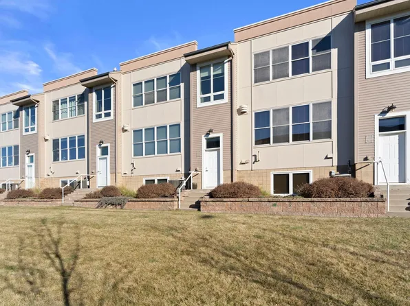 2319 River Pointe Ln, Minneapolis, MN 55411