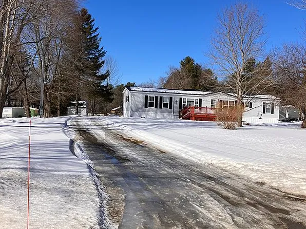 12 Merryman Rd, Glenburn, ME 04401