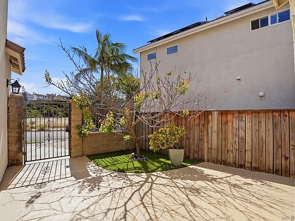 4th image of 1087 Parsons Lndg