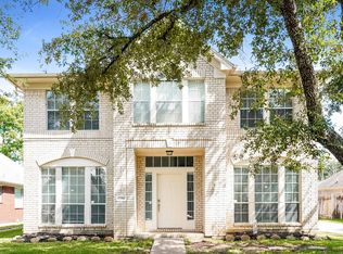 17902 Scenic Oaks Dr, Richmond, TX 77407