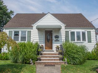 4 Liberty St, Clifton, NJ 07013