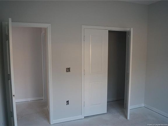 5th image of 31 Elsie Buchanan Ln