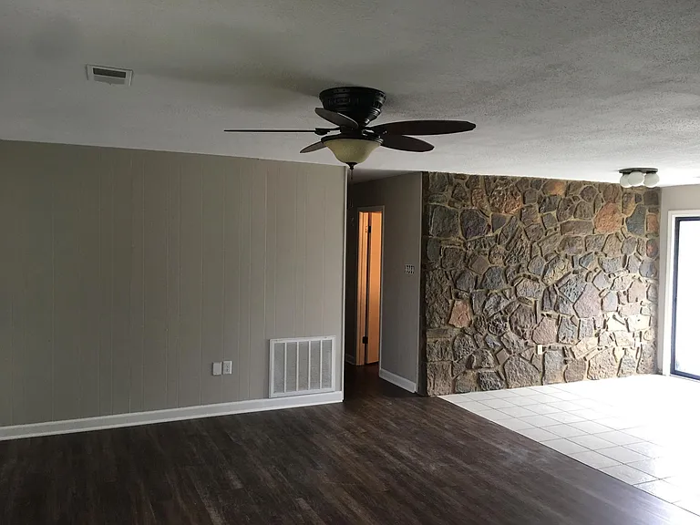 1590 S German Ln — Photo 6