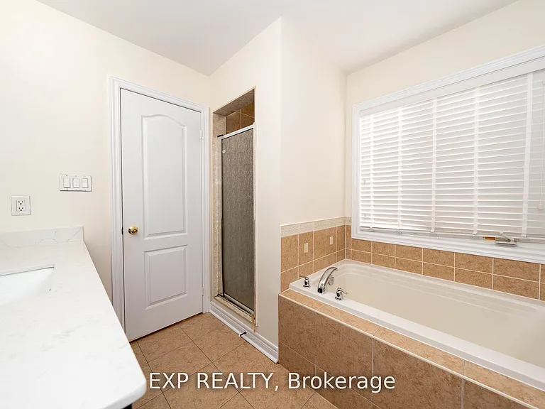 272 Duncan Ln — Photo 43