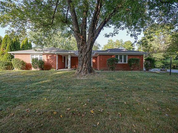 2nd image of 1108 Becker Dr