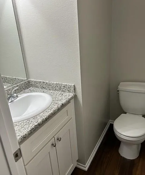 2178 Canyon Dr #L — Photo 3