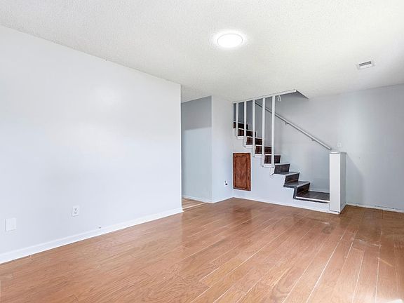 5th image of 1806 Cedar Heights Dr #1814