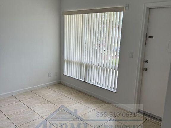 3rd image of 500 S Crescent Dr APT 205
