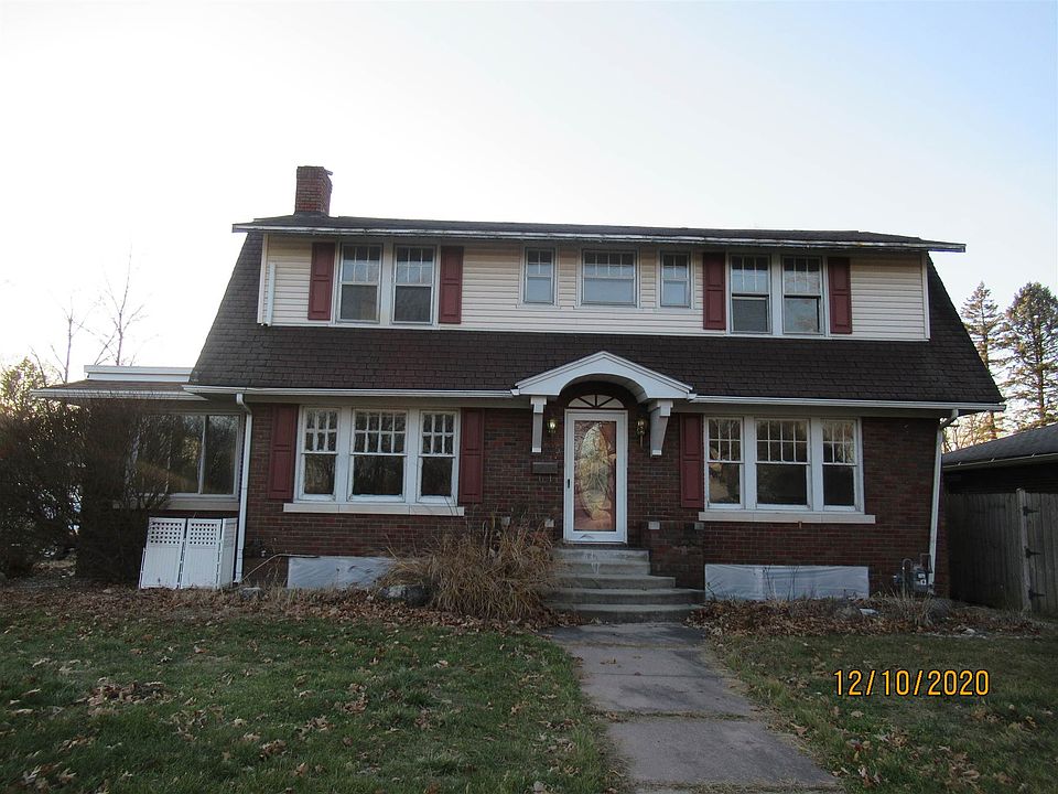 1st image of 225 East Blvd