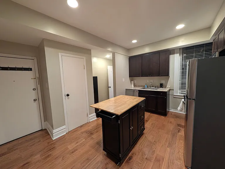 121 Grandview Ave #9 — Photo 7