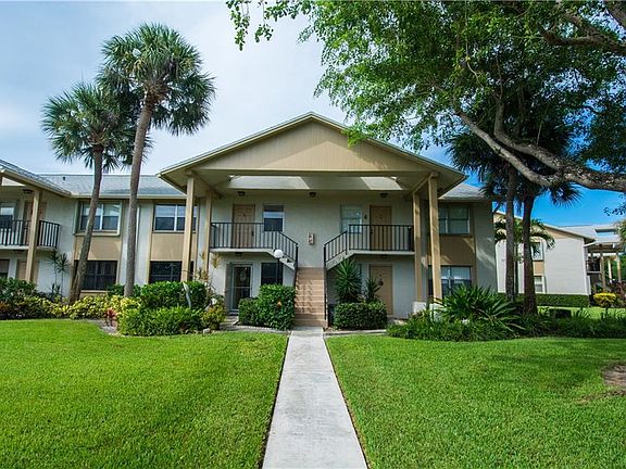 4th image of 3101 SE Aster Ln APT 1903