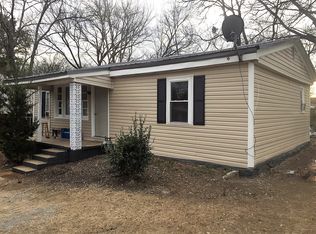 322 N Blakemore Ave, Gallatin, TN 37066