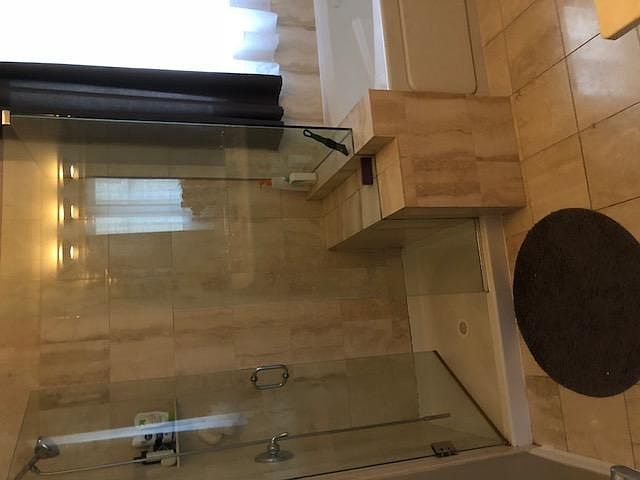 1st image of 4826 N Winthrop Ave APT 1N