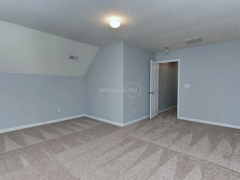 10420 Yellow Rose Ln — Photo 32