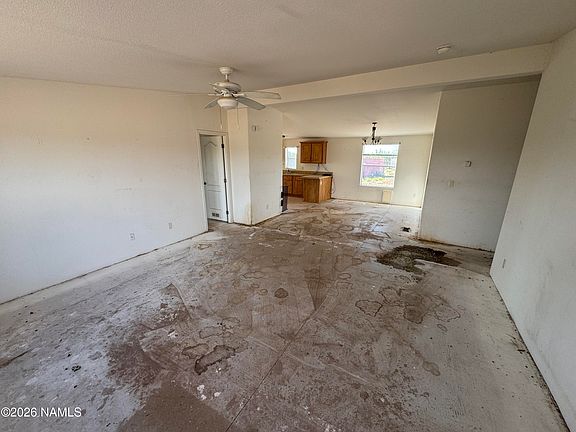 5th image of 504 E Westwood Ranches Rd