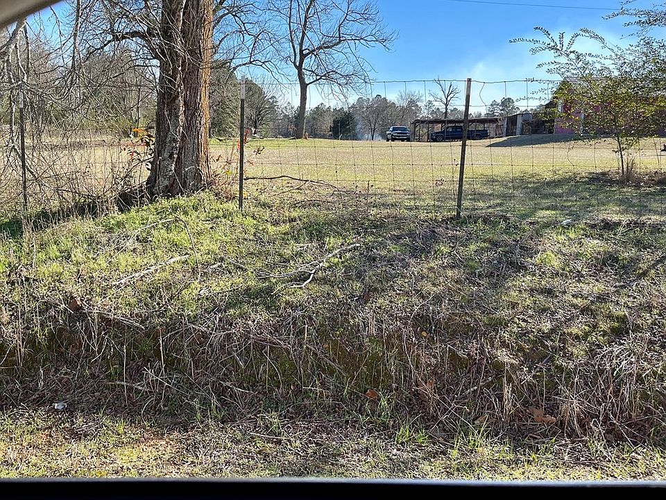2nd image of 1464 County Road 124
