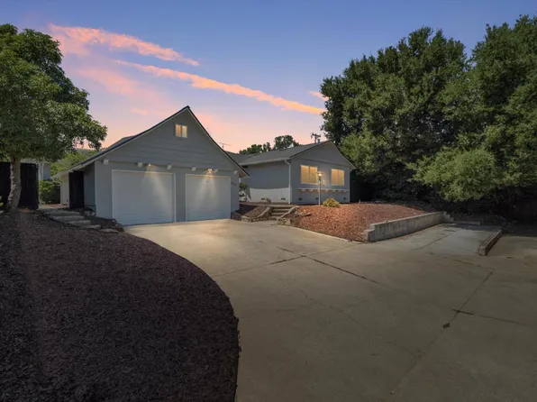 1711 Marshall Ct, Los Altos, CA 94024