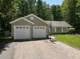 8806 Spring Ridge Dr, Petoskey, MI 49770