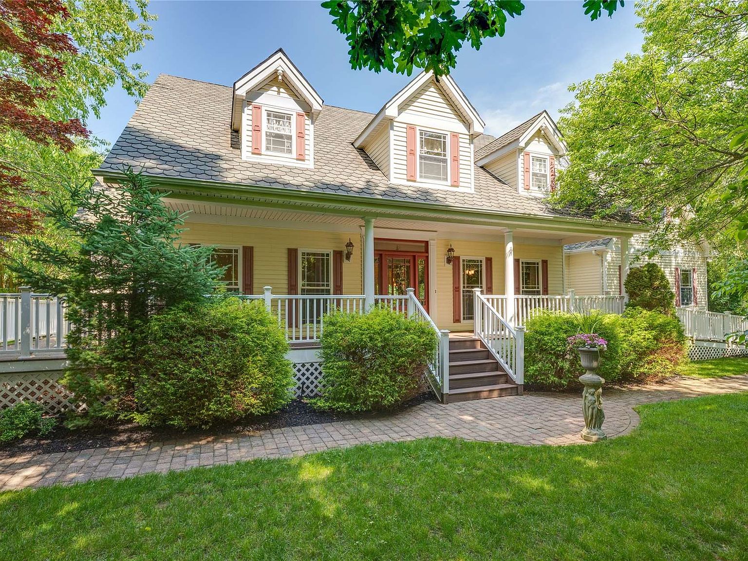 35 Woodlawn Avenue, East Moriches, NY 11940 Zillow