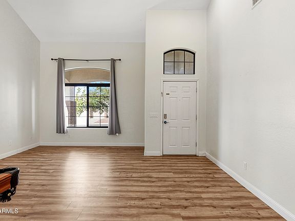 3rd image of 217 N 236TH Avenue