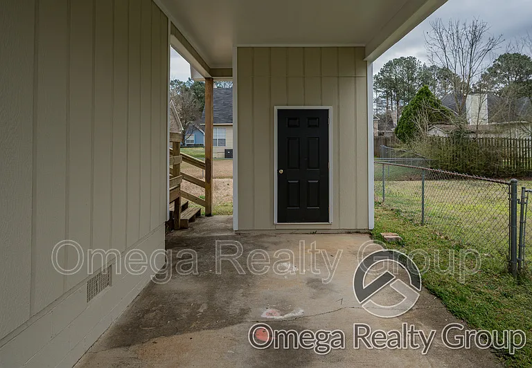 6833 Brittany Pl — Photo 41
