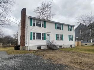 4 Wildwood St, Burlington, MA 01803