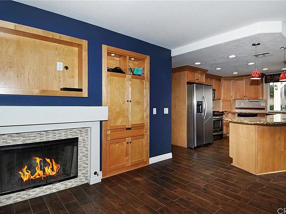 5th image of 871 S Wildflower Ln