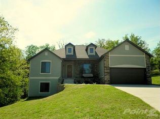 120 Red Cedar Ave, Branson, MO 65616