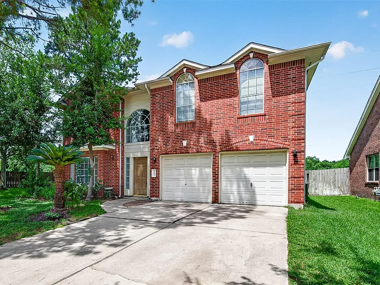 14603 Bladenboro Dr — Photo 3