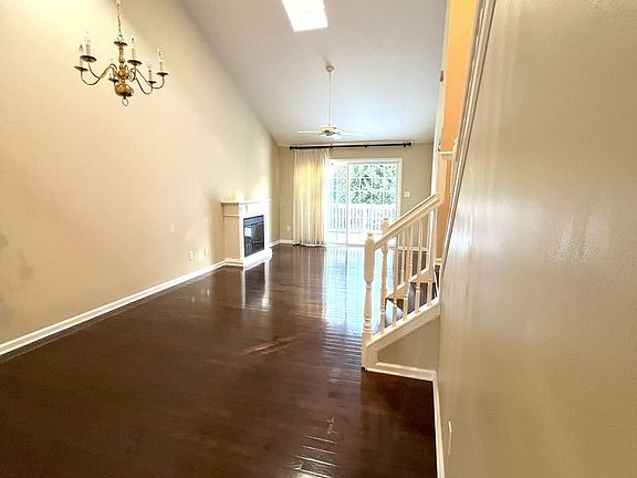 5th image of 3876 Alfalfa Ln