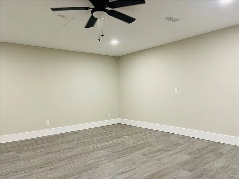 47 Road 5103 — Photo 16