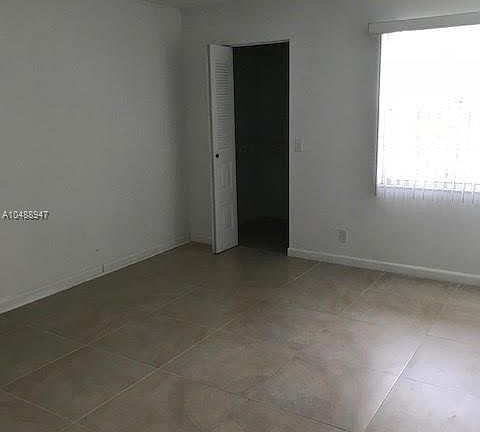 4th image of 400 SW 134th Way #U313f