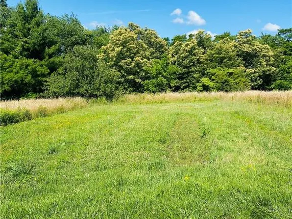 9 Hillcrest Dr, West Jefferson, NC 28694