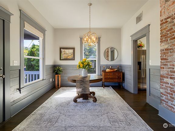 4th image of 225 Willard Street