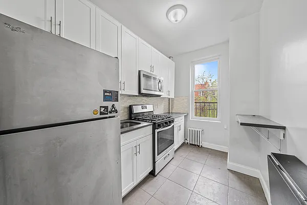 Rented by Vector New York, LLC | media 1