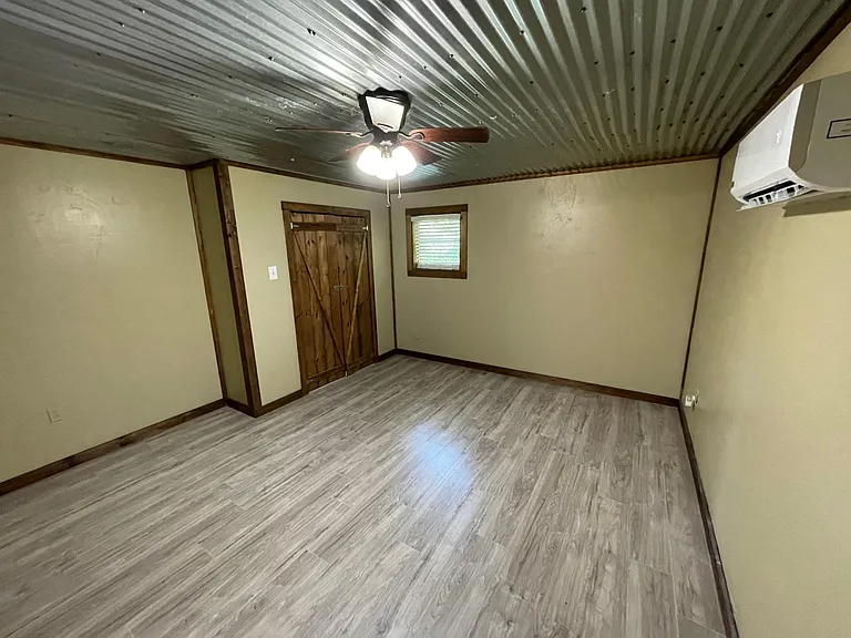 6980 Farm Road 115 #D — Photo 6